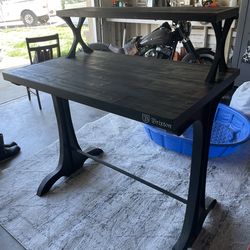 Brixton Table