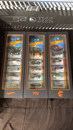 RLC Exclusive 2025 Hot Wheels Super Treasure Hunt Set In Hand STH