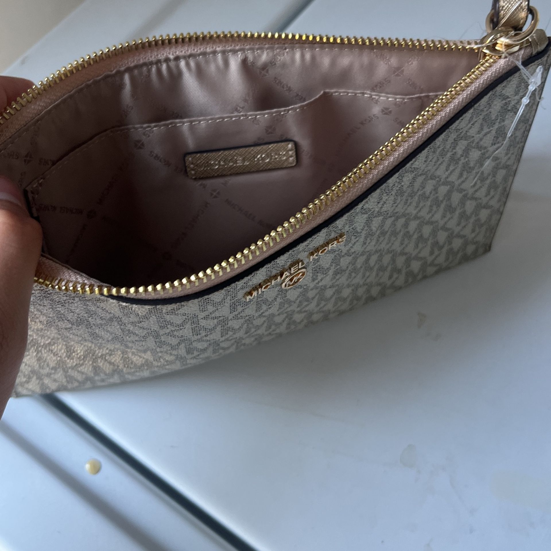 Micheal Kors Wallet