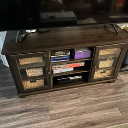 Entertainment Center. $50. OBO. CALL/TEXT (contact info removed)