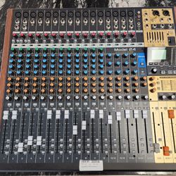 TASCAM MULTI-TRACK MODEL 24