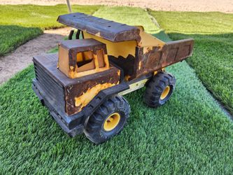 Vintage Tonka Turbo-Diesel XMB-975 Dump Truck Toy