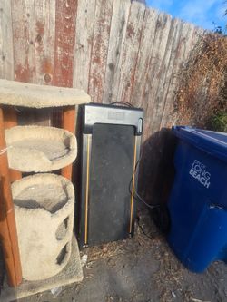 FREE Walking pad and cat tree