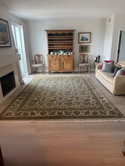 9’  x12’ Area Rug -100% Wool Handwoven