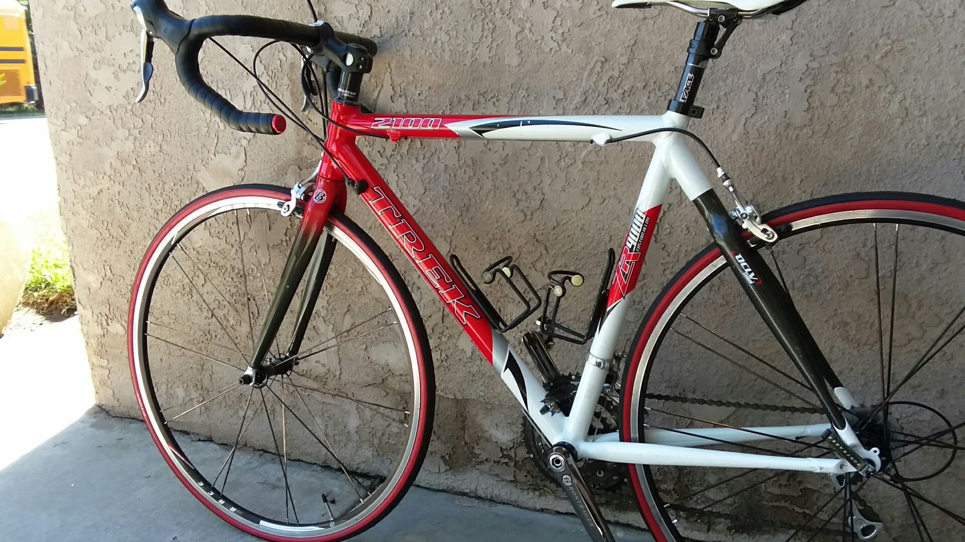 Trek 2100 hotsell zr 9000