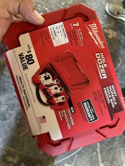 Milwaukee Hole Dozer