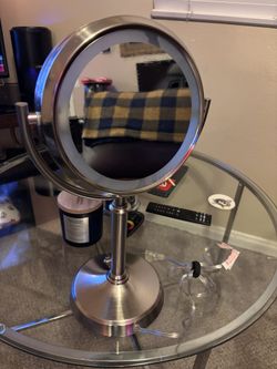 Magnify Makeup Mirror