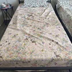Twin Bed With Mattress 