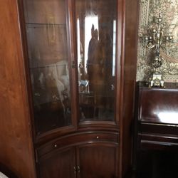 Wooden China Cabinet 