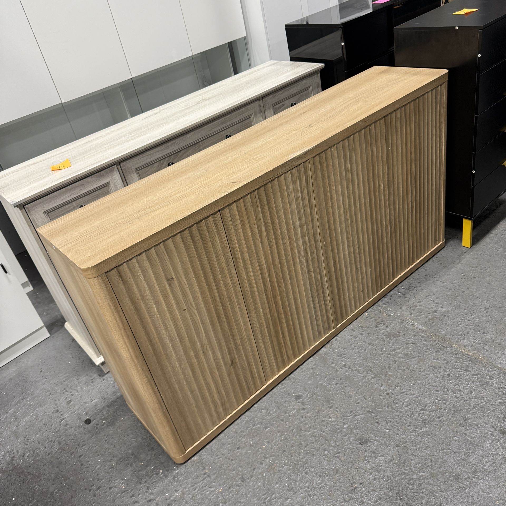 (Original price $349)Buffet Cabinet with Storage Accent Sideboard with 4 Doors 66.3" Wide Fluted Credenza Modern Buffet Table Media Console Cabinet En