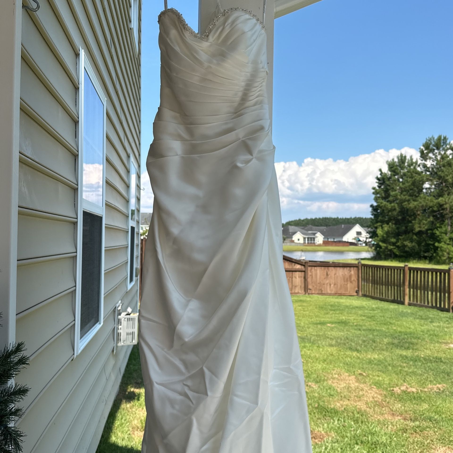 BRIDAL GOWN Size 8