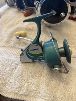 Penn 704 Spinning Reel Vintage 