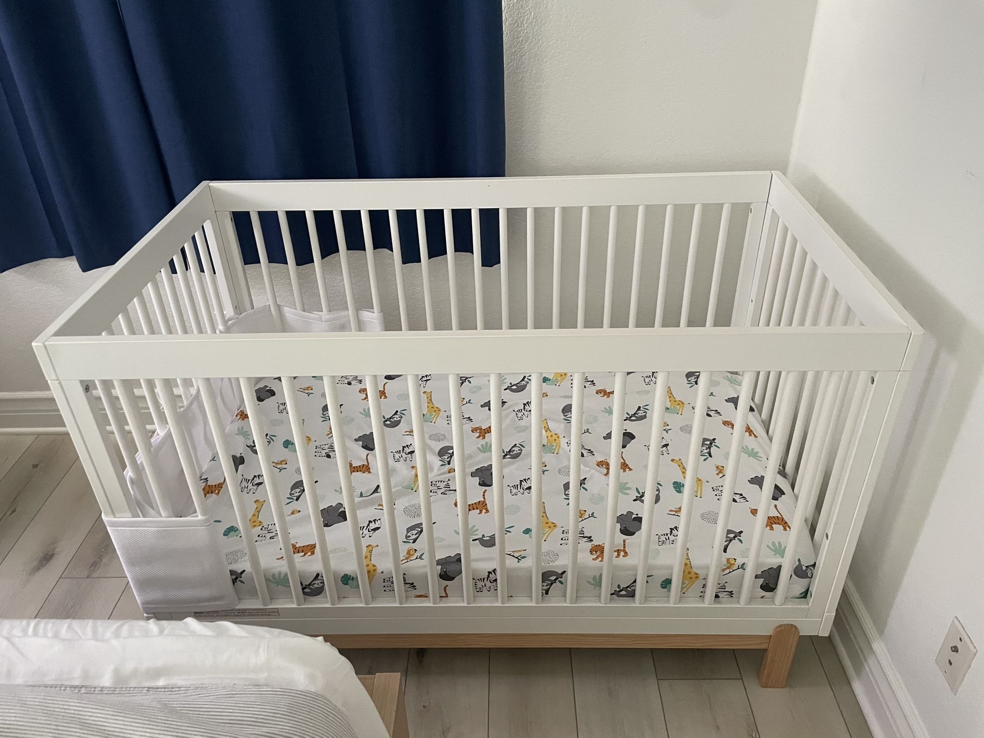 Delta Children Crib + Newton Mattress
