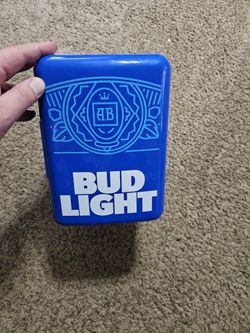 Bud Light 6 Can Mini Beverage Center 