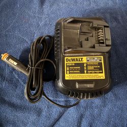 DEWALT Lithium-Ion Car Charger & Battery Charger 