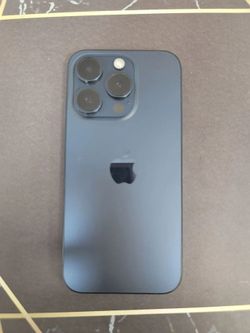 iPhone 15 Pro Max 6.7" (T-Mobile Locked) 256GB Blue Titanium Premium - 6 month warranty included!