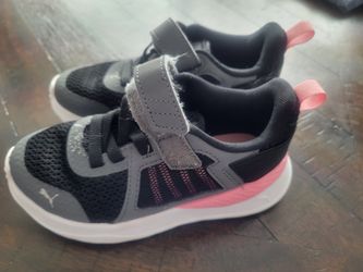 Puma toddler size 11