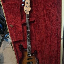 Ibañez 4 String Bass With Case