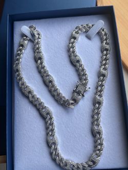 925 Sterling Silver Moissanite Iced Cuban Chain/Necklace
