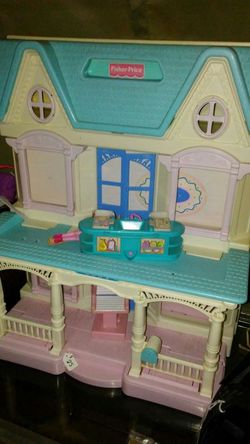 Vintage fisher price house