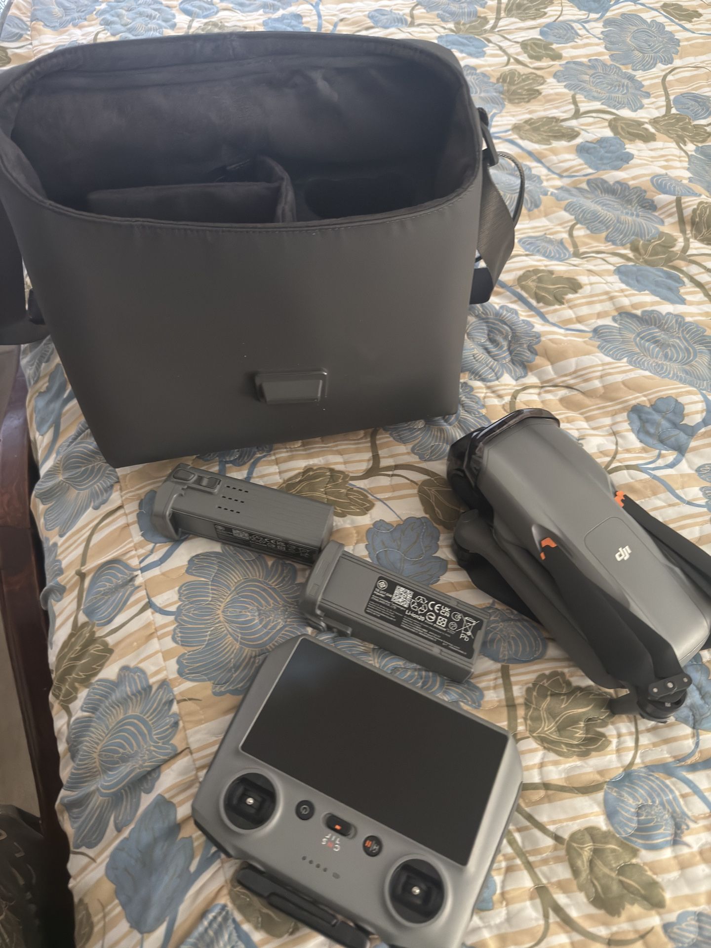 Mavic Air 3s Fly More Combo