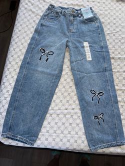 Cat & Jack Girls Bow Embroidered Jeans Size 12