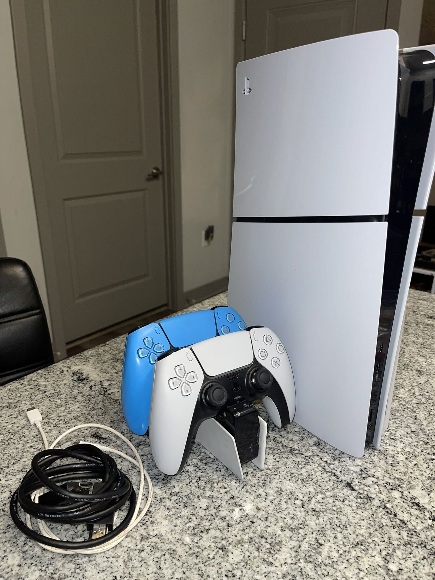 PlayStation 5 (Disc) With Two Controller