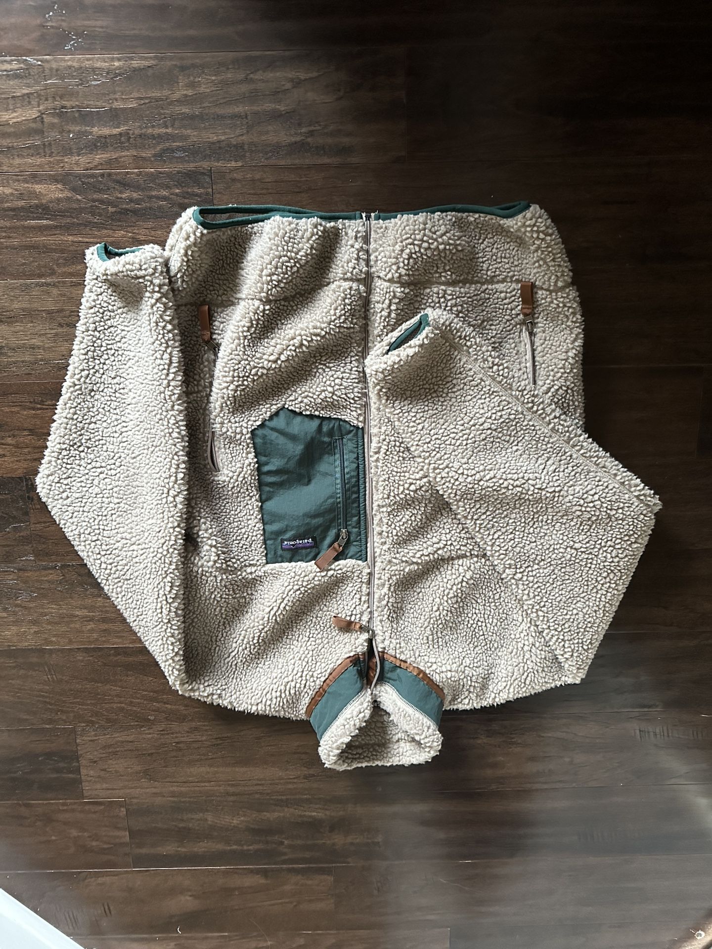 Patagonia Fleece Size Medium