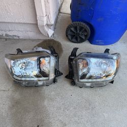 2014-2021 Toyota tundra headlights