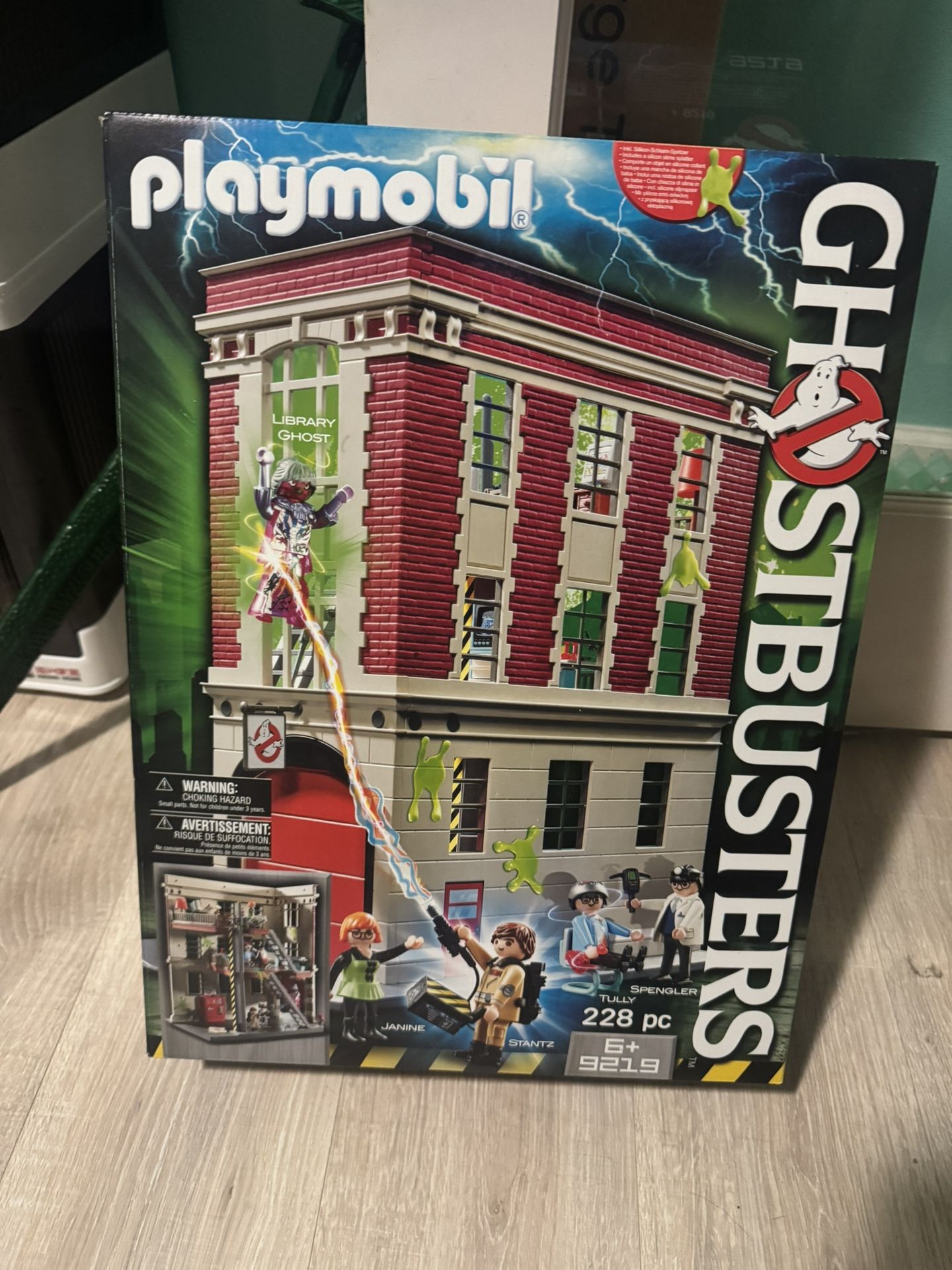 Playmobil Ghostbusters Firehouse Playset 9219 New In Box/Sealed