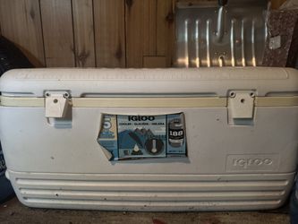IGLOO Cooler (Large - 120QT)