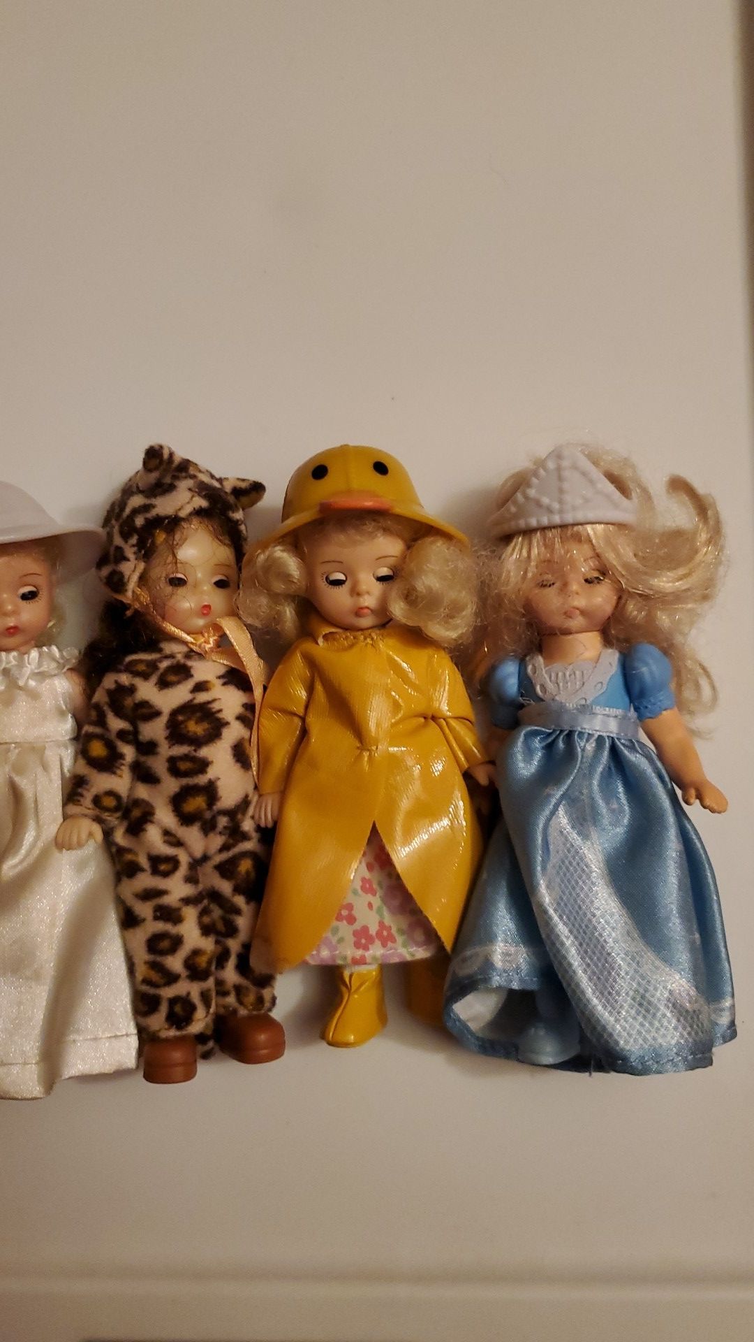 4 Madame Alexander dolls