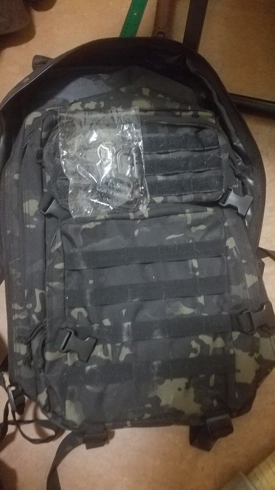 Backpack, Military Style+ Mesh Bag
