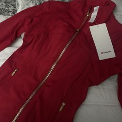 Lulu Define Red W Gold Zipper 