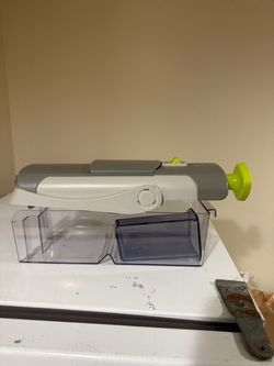 Pampered Chef Ultimate Mandoline