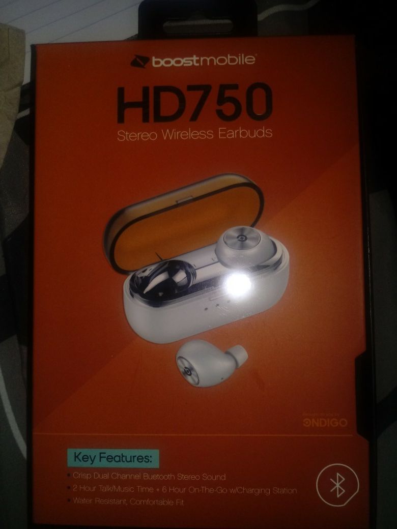 Boost Mobile HD750 wireless earbuds