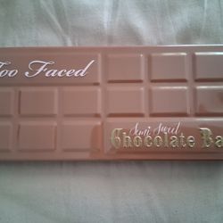 TOO FACED CHOCOLATE BAR EYESHADOW PALLET 