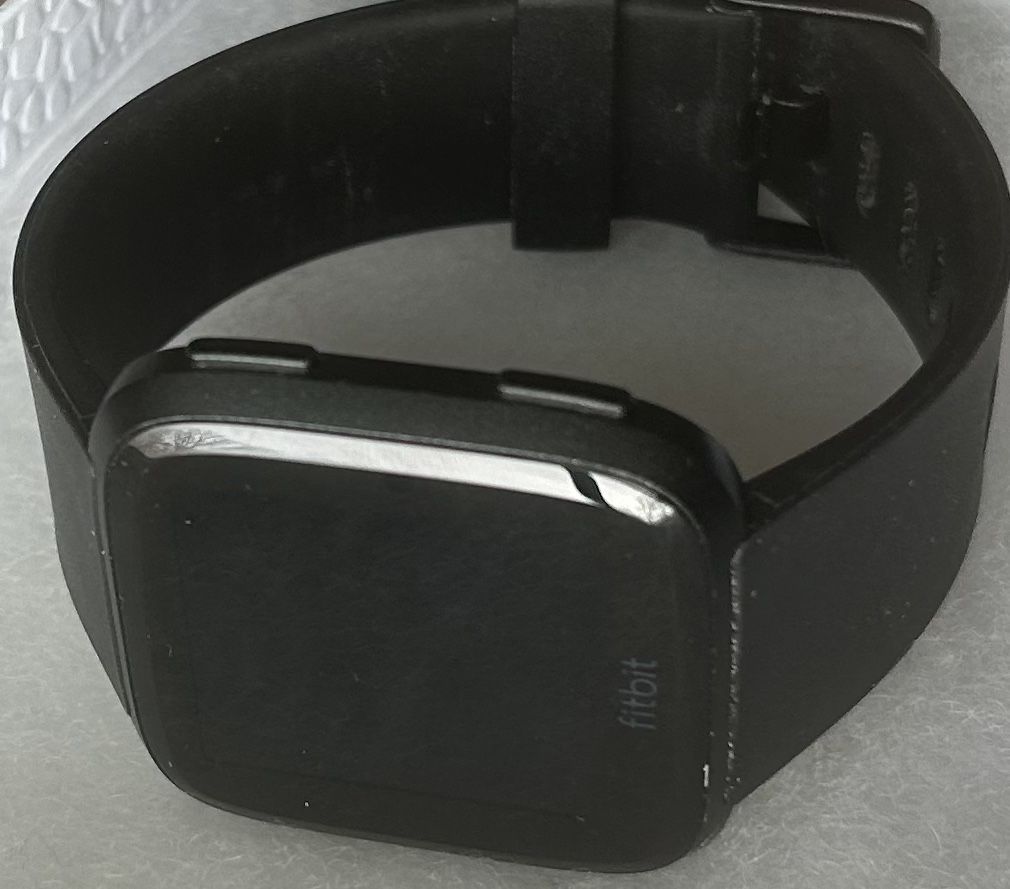 Fitbit Versa Smart Watch Only - Black/Black Aluminium