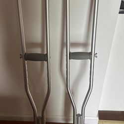 Crutches 