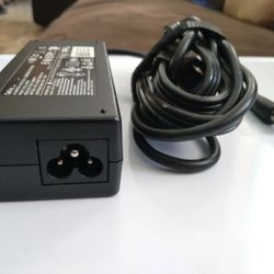 Dell 19.5v Laptop Power Adapter 