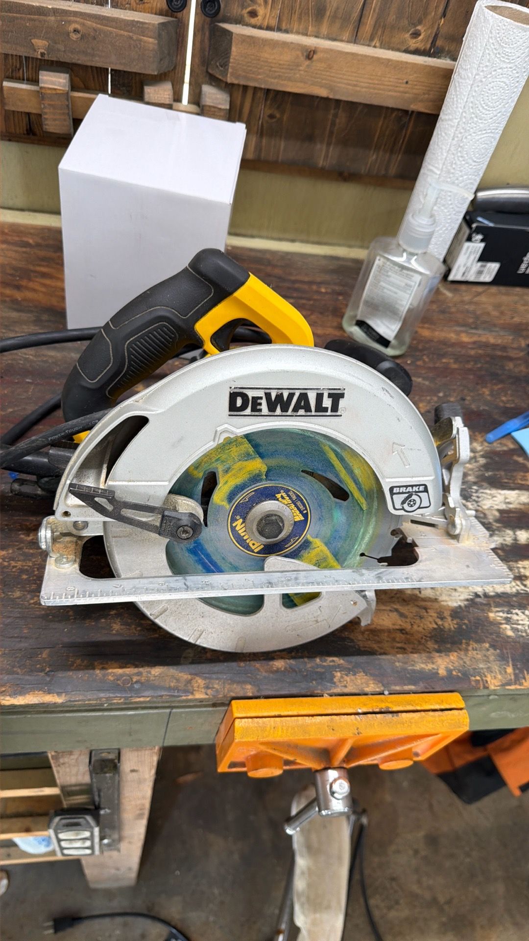 7-1/4 Dewalt Circular Saw
