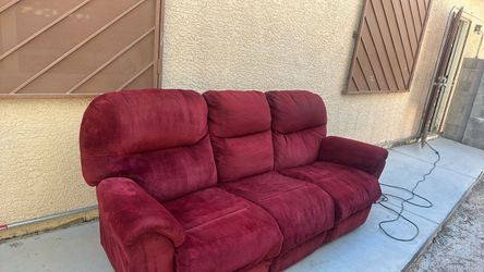 3 Seat Power Reclining Sofa – Cleaned