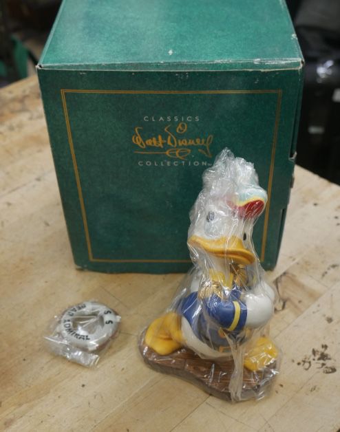 WALT DISNEY COLLECTORS SOCIETY 1994 MEMBERS ONLY DONALD DUCK SS ADMIRAL FIGURINE