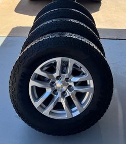 Great Set 👍 Chevy Silverado Tahoe Suburban 18" Wheels and Goodyear LT Tires