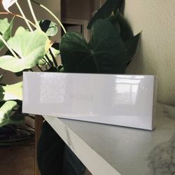 10th Gen Apple Watch 