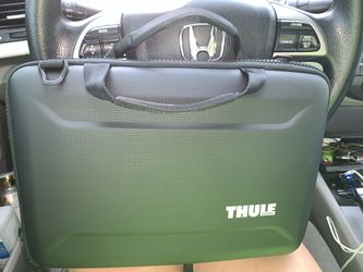 Thule laptop bag