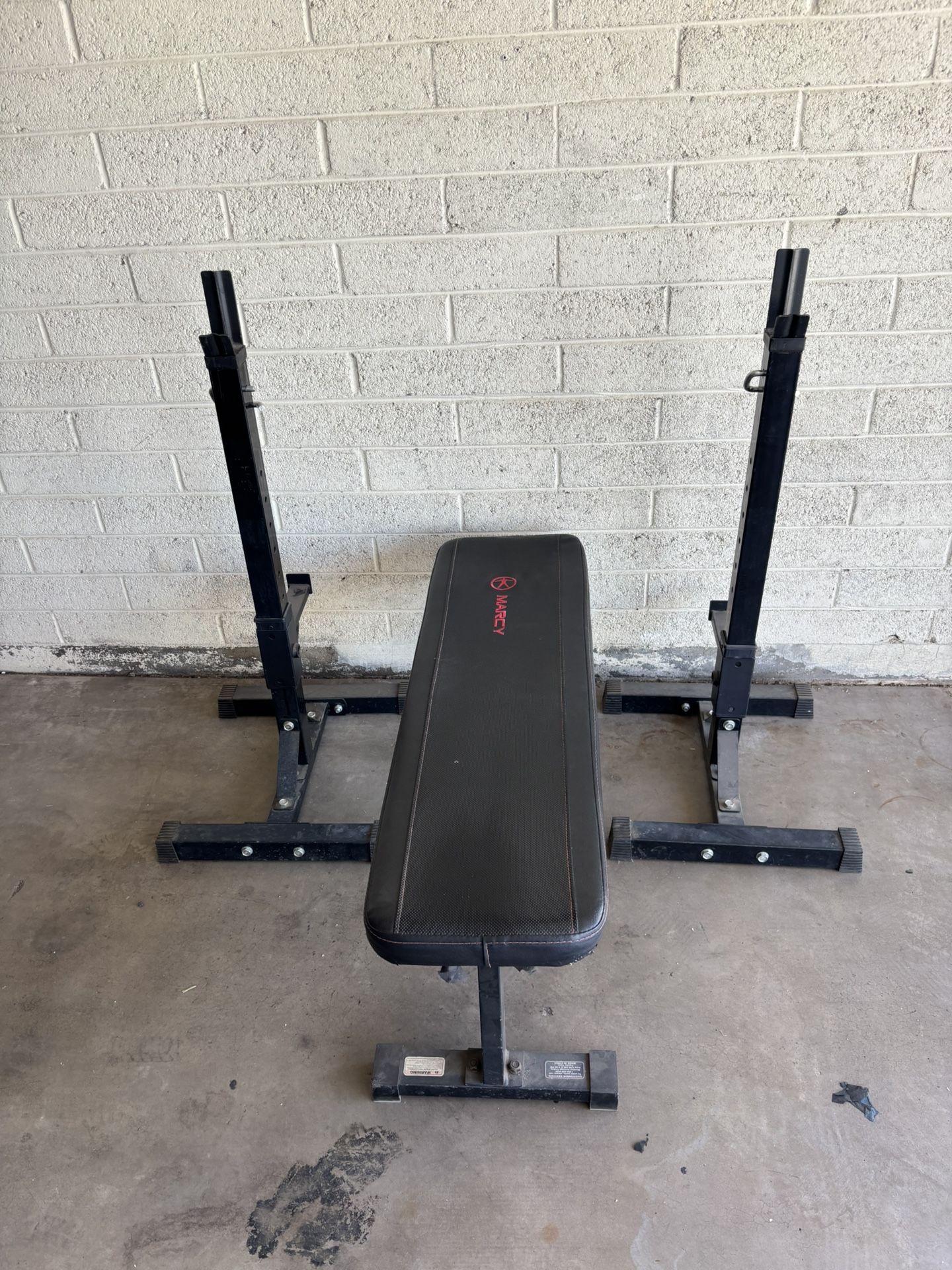 Squat Rack & Flat Bench
