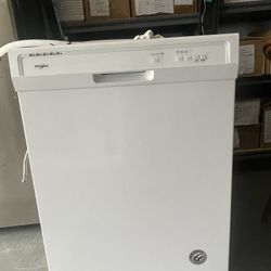 Whirlpool White Dishwasher Open Box On Sale 