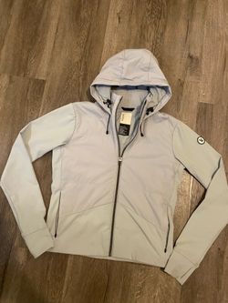 Vuori chill out full zip women’s jacket