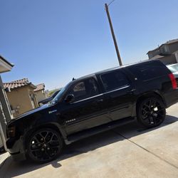 2010 CHEVY TAHOE HYBRID 